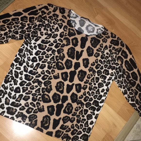 Cheetah top - Picture 1 of 4